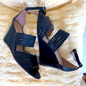 Tory Burch Wedge Sandals NWOT!